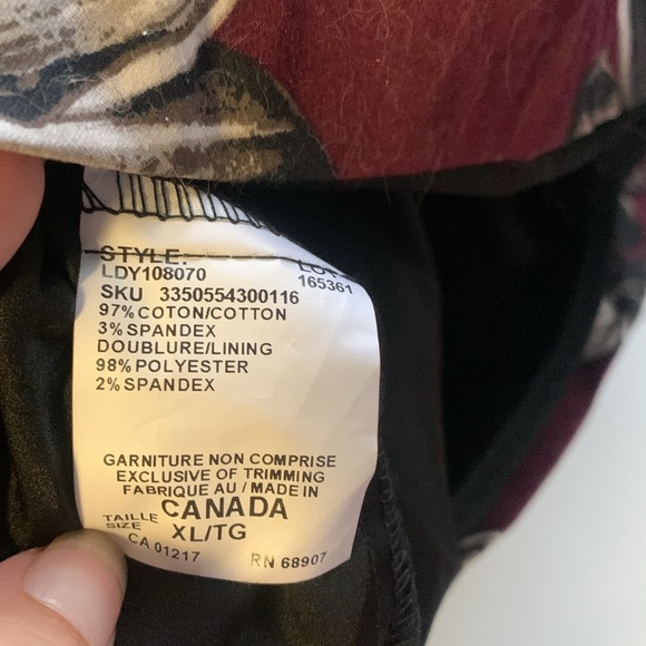 LeChateau Size XL Floral Patterned Dress NWT - Picture 8 of 8